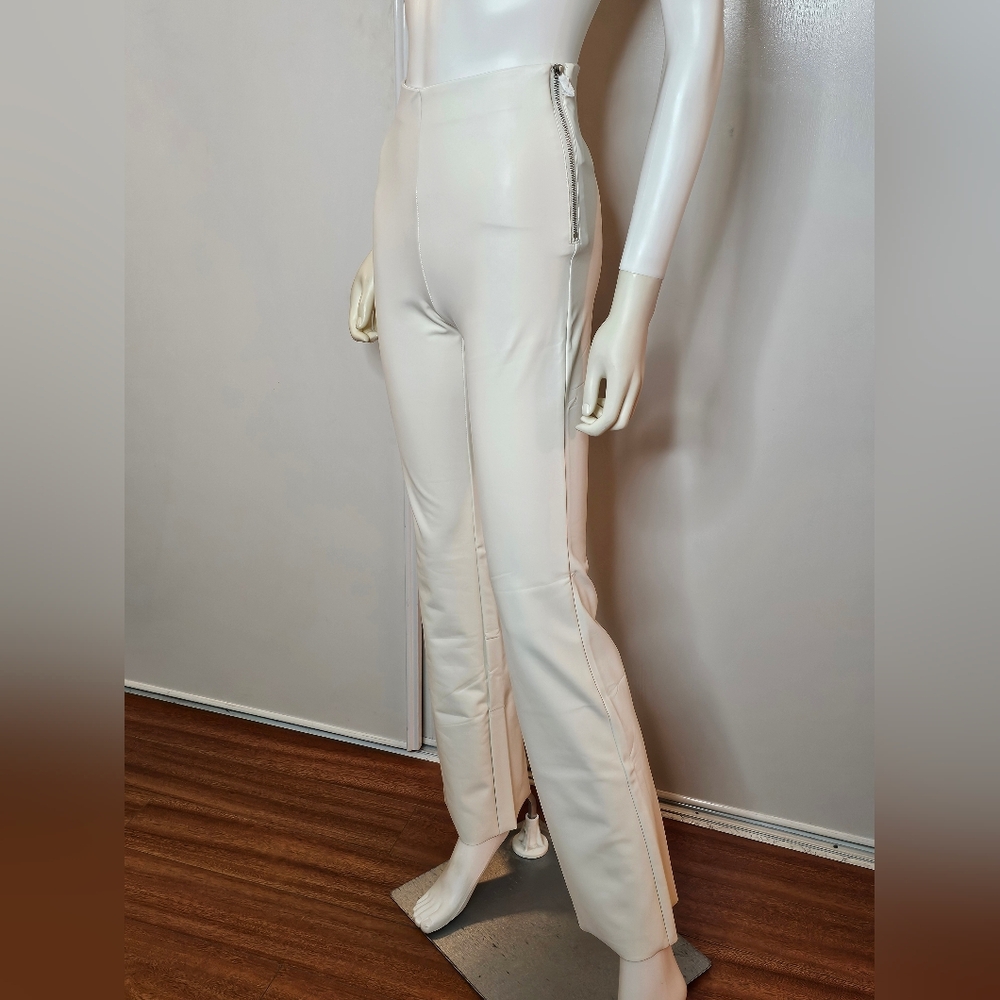 NEW Forever 21 Faux Leathee Highwaist White Women's Pants Size S - Picture 1 of 8